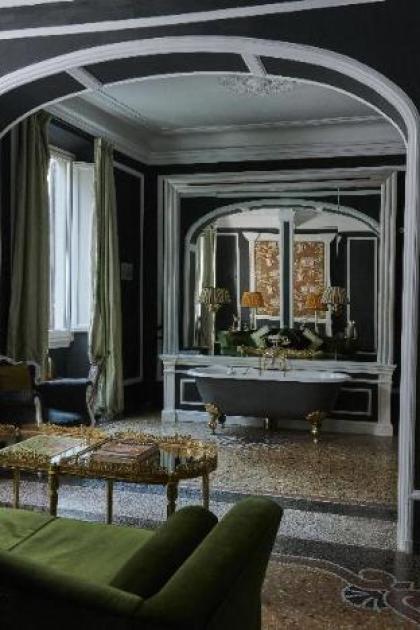 Casa Howard a Unique Guest House in Florence - image 24