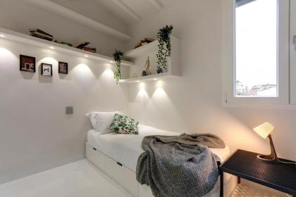Mamo Florence - New Victor Apartment - image 25