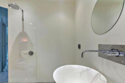 Mamo Florence - New Victor Apartment - image 27