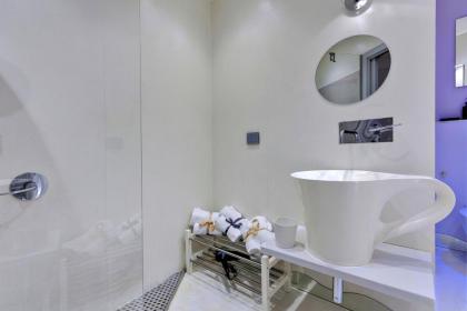 Mamo Florence - New Victor Apartment - image 28