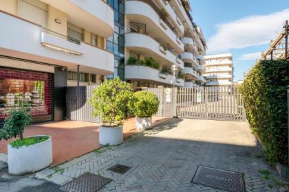 Comfortable Flat with Private Parking and Terraces - image 15