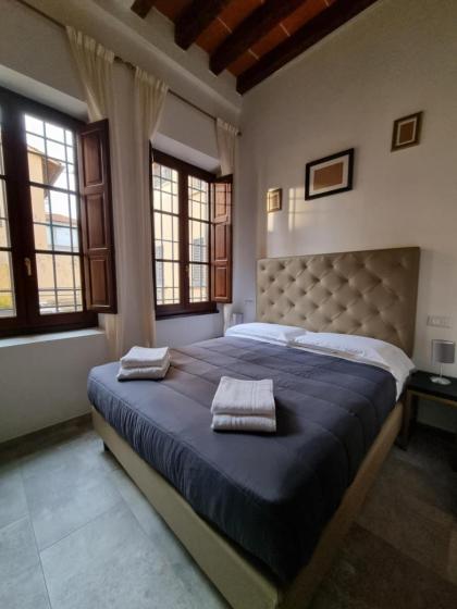 B&B The Lux - image 8