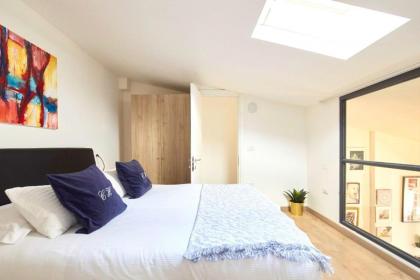 2 bedrooms appartement with furnished balcony and wifi at Firenze - image 12