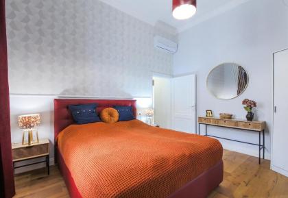 -Apartments Florence-Guido Monaco Contemporary with Balcony - image 24