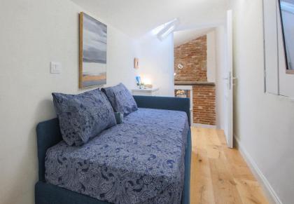 -Apartments Florence-Guido Monaco Contemporary with Balcony - image 25