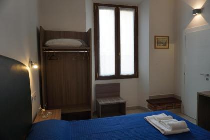 Holiday Rooms - image 24