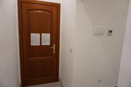 Holiday Rooms - image 29