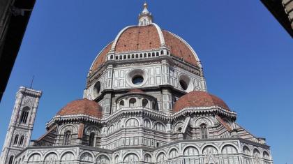 Castiglione Apartment near the center - image 30