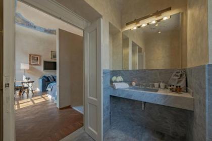 Pitti Terrace Luxury Apartment - image 28