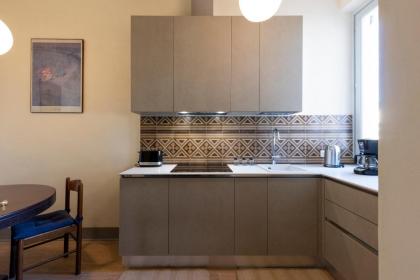 Fossi Elegant Apartment - image 29