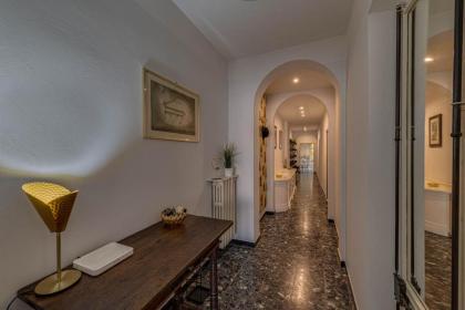 Apartments Florence Golden Tower with View - image 24