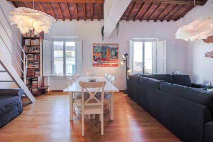 Apartments Florence- Giacomini 4 bedroom apartment - image 2