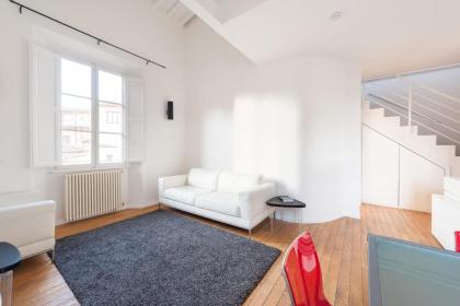 Duomo Loft - Hosted by Sweetstay - image 25