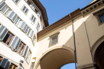 Boutique Ponte Vecchio - image 30