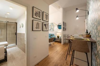 Florence Charming Apartments - Chic retreat a few steps from Santa Croce Square - image 20