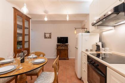 SAMBROGIO Suite-Hosted by Sweetstay - image 16