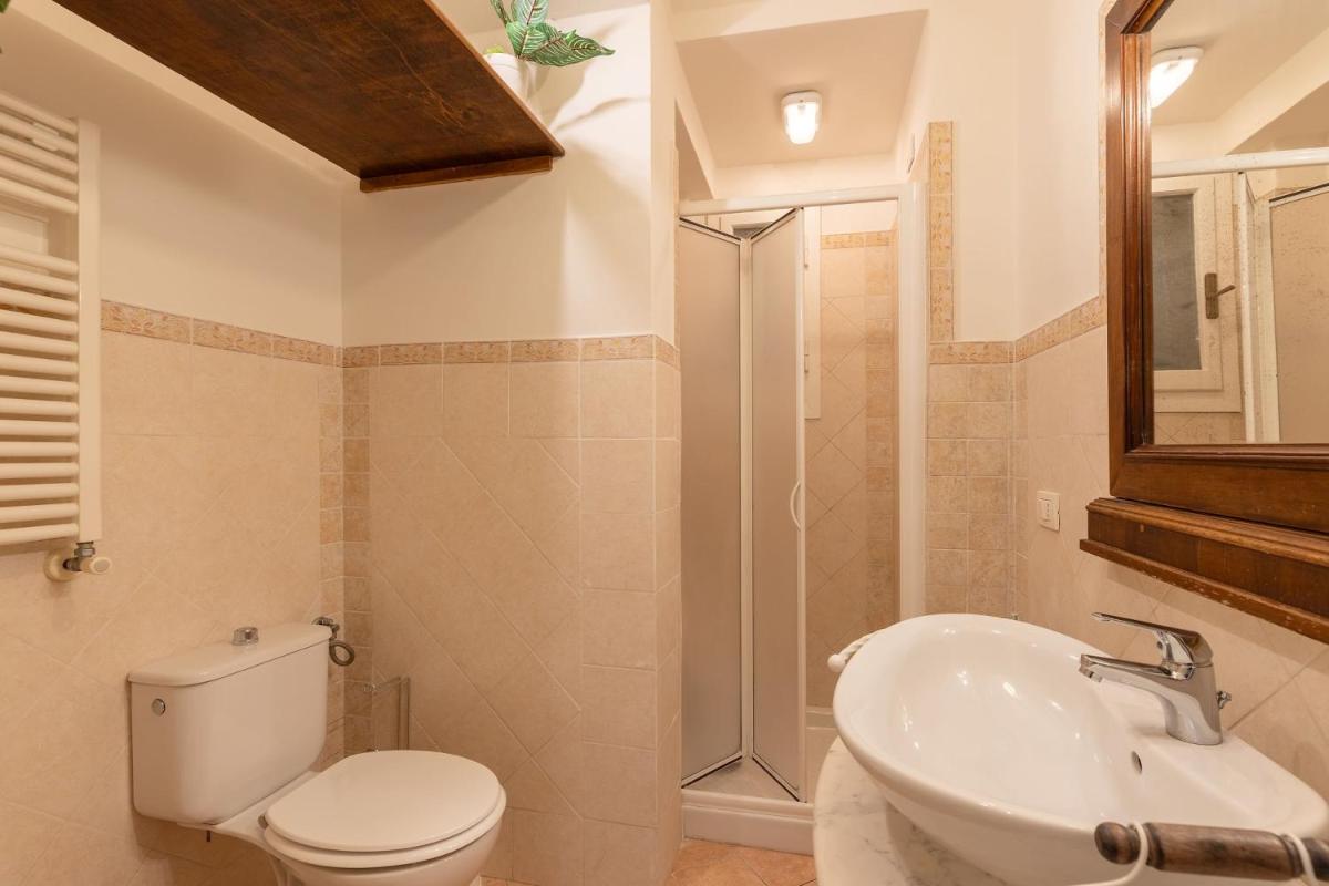 SAMBROGIO Suite-Hosted by Sweetstay - image 4