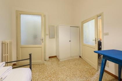 Lorena Firenze - image 22