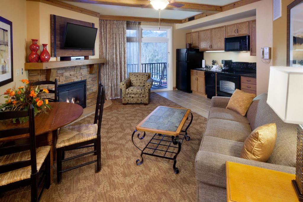 Holiday Inn Club Vacations Smoky Mountain Resort - image 7