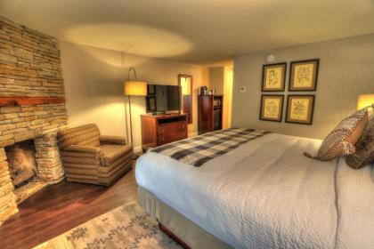 River Edge Inn - image 17