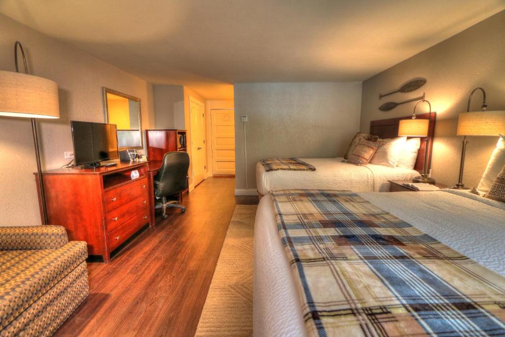 River Edge Inn - image 7