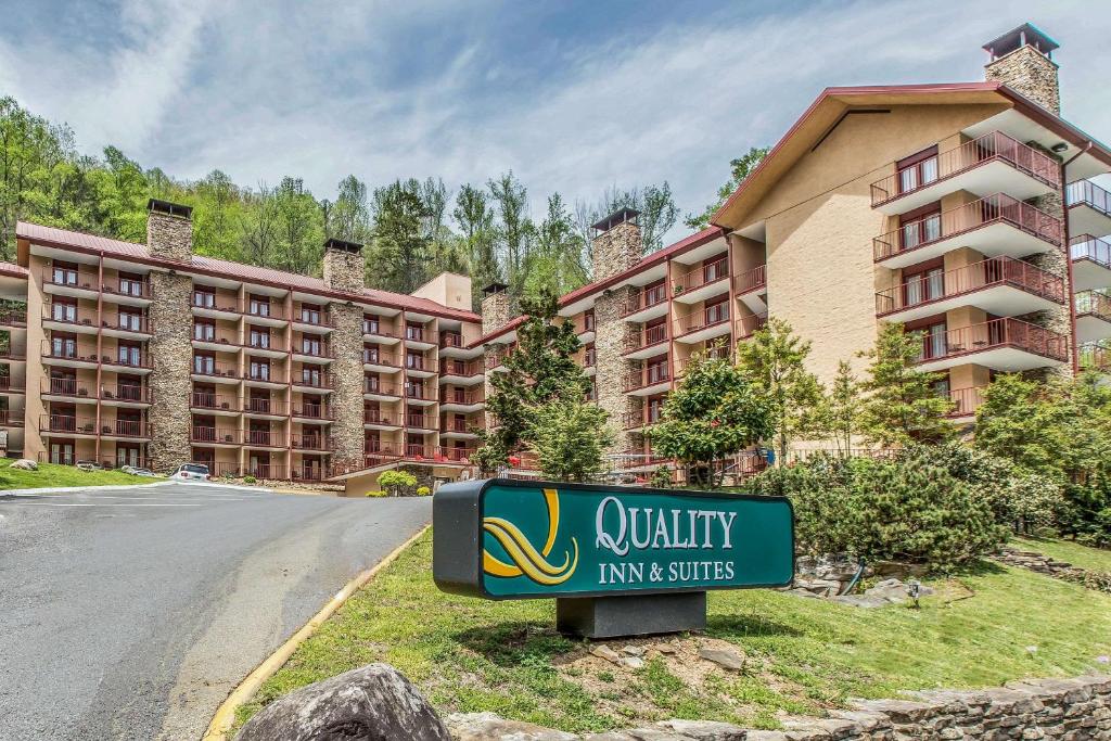 Quality Inn & Suites Gatlinburg - main image