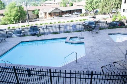 Olde Gatlinburg Rentals - image 15