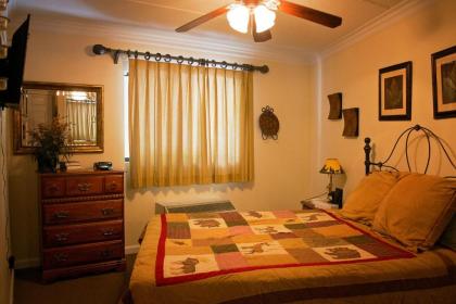 Olde Gatlinburg Rentals - image 9