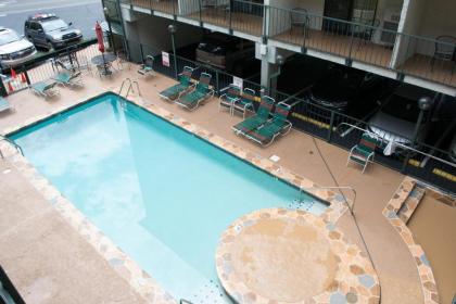Oak Square Rentals - image 10