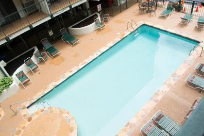 Oak Square Rentals - image 9