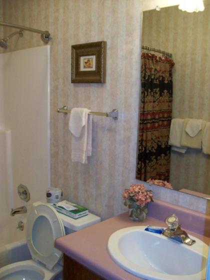 Laurel Inn - image 20