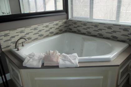 Laurel Inn - image 6