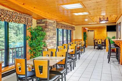 Baymont by Wyndham Gatlinburg On The River - image 6