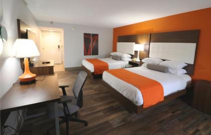 Howard Johnson by Wyndham Downtown Gatlinburg - image 18