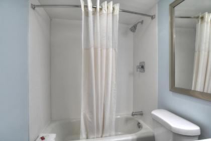 Gatlinburg River Inn - image 3
