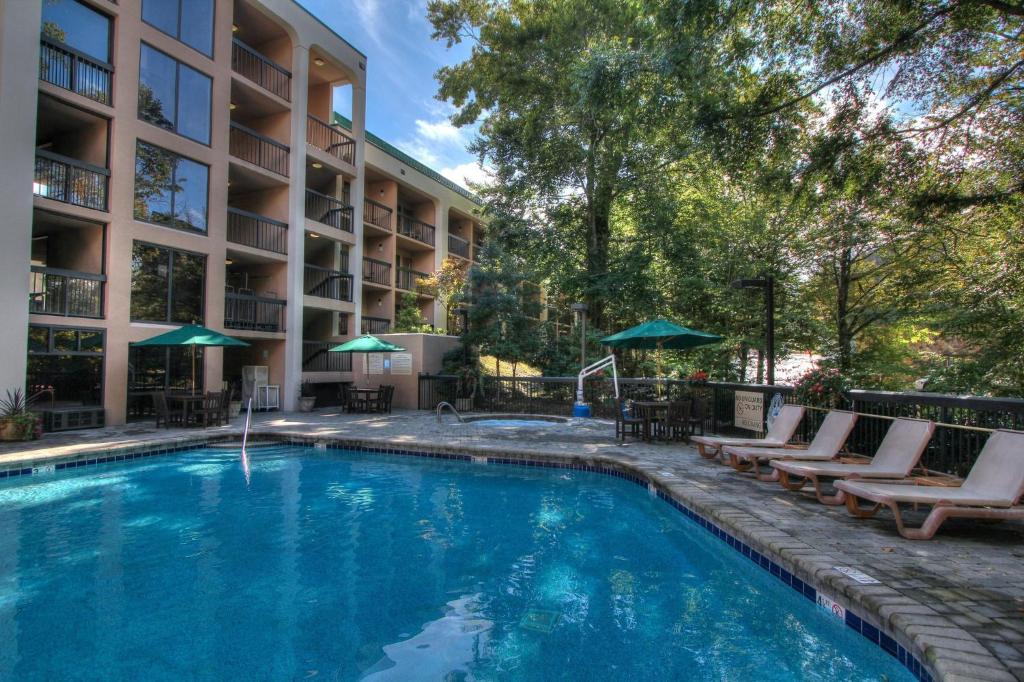 Hampton Inn By Hilton Gatlinburg - main image