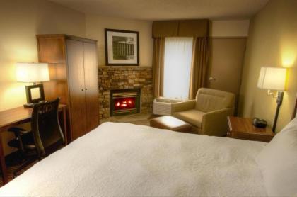Hampton Inn By Hilton Gatlinburg - image 2