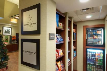 Hampton Inn By Hilton Gatlinburg - image 3