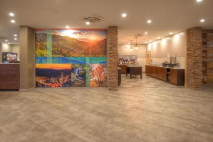 Clarion Pointe Downtown Gatlinburg - image 7
