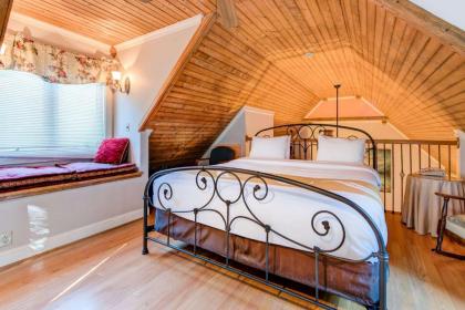 Quality Inn Creekside Gatlinburg - image 1