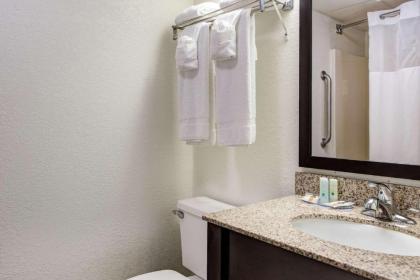 Quality Inn Creekside Gatlinburg - image 12