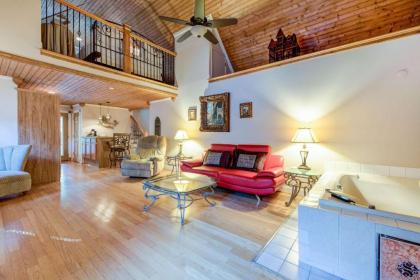 Quality Inn Creekside Gatlinburg - image 2