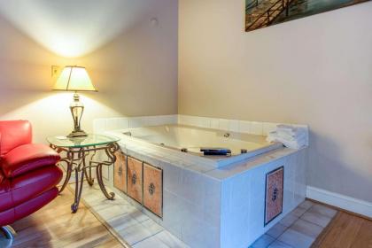 Quality Inn Creekside Gatlinburg - image 6