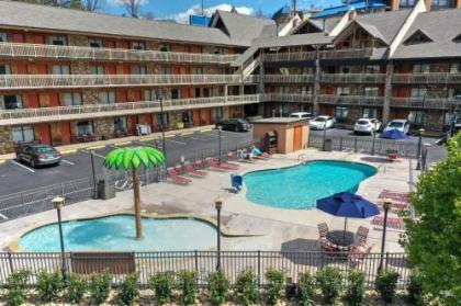 Crossroads Inn & Suites - image 14