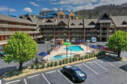 Crossroads Inn & Suites - image 18
