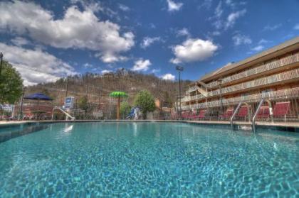 Crossroads Inn & Suites - image 9