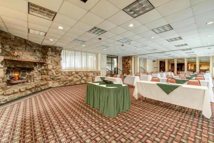 Glenstone Lodge - image 20