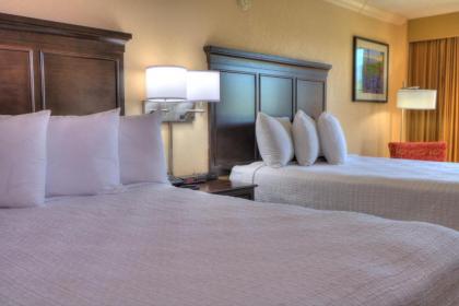 Edgewater Hotel and Conference Center - image 6