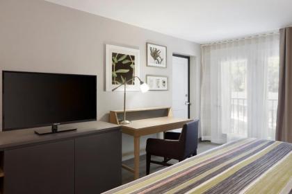 Country Inn & Suites by Radisson Gatlinburg TN - image 12