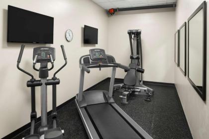 Country Inn & Suites by Radisson Gatlinburg TN - image 18